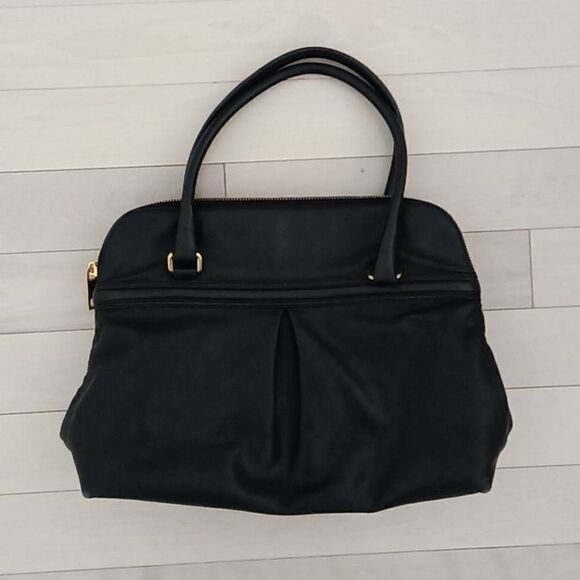 Marc Jacobs Women's Leather Gold-tone Hardware Shoulder Bag Black - Picture 2 of 5